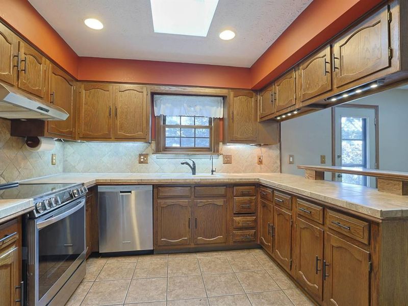 8822 Valley Circle Drive, Florence, KY 41042 Photo 14