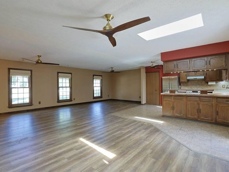 8822 Valley Circle Drive, Florence, KY 41042 Photo 6