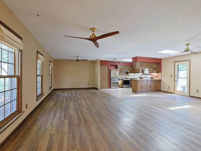 8822 Valley Circle Drive, Florence, KY 41042 Photo 8