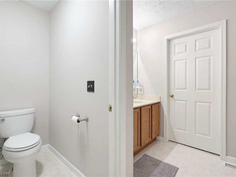 7607 Hawksfield Avenue NW, Canal Fulton, OH 44614 Photo 27
