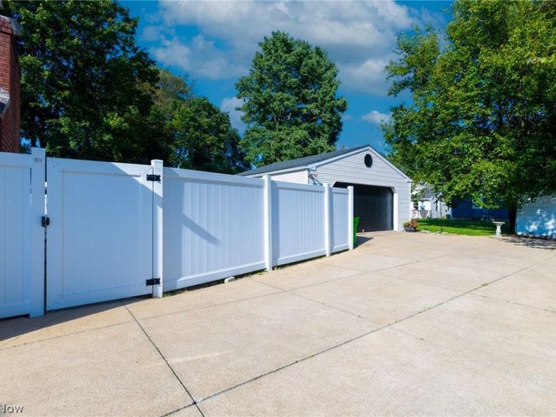 1382 Elmwood Avenue SW, North Canton, OH 44720 Photo 33