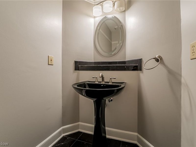 30609 Stillwater, Solon, OH 44139 Photo 20