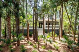 252 Governors Drive photo 4
