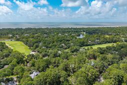252 Governors Drive photo 4