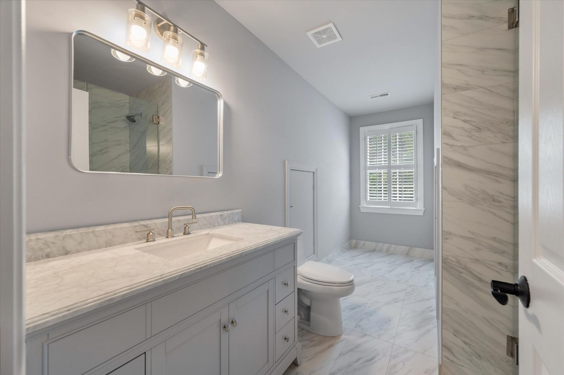 252 Governors Drive Photo 31