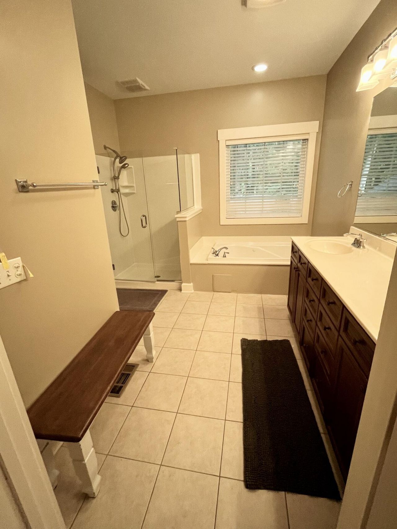 236 N Ainsdale Drive Photo 16