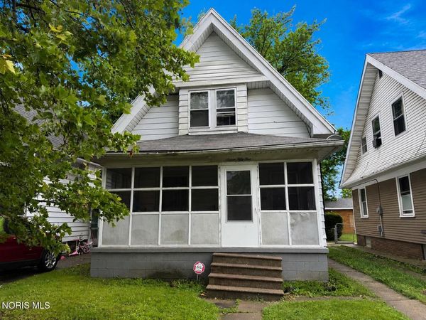 755 Dearborn Avenue , Toledo, OH 43605