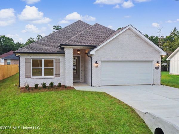 10875 Ala Moana Street, Diamondhead, MS 39525