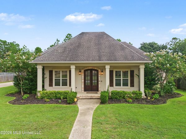 3408 Oakleigh Circle, Ocean Springs, MS 39564