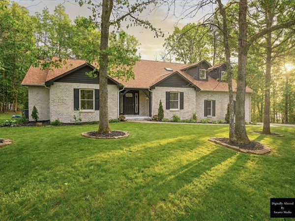 204 Meadowview Dr, Crossville, TN 38558