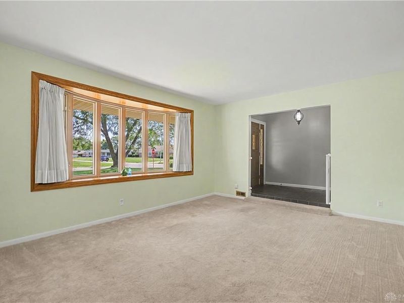751 Rosamond Drive, Dayton, OH 45417 Photo 10