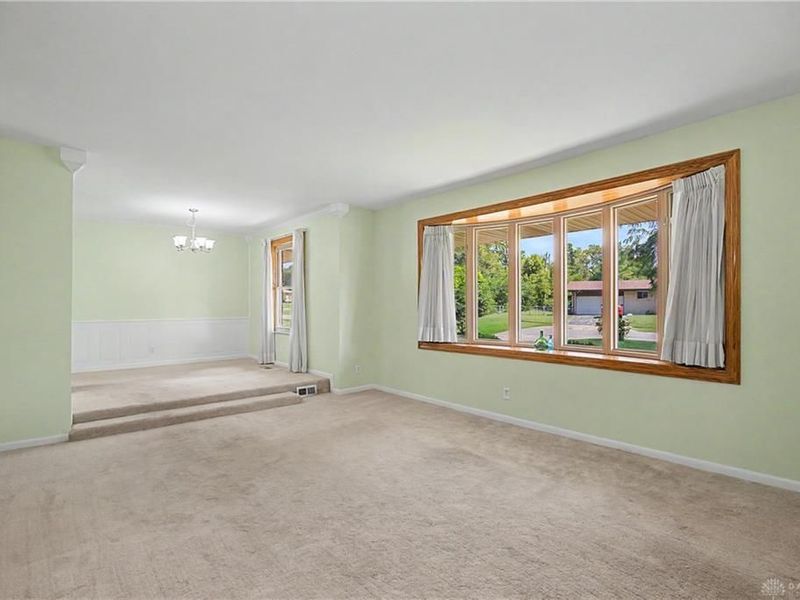 751 Rosamond Drive, Dayton, OH 45417 Photo 8