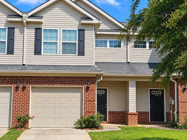 104 Cottage Circle, Byron, GA 31008