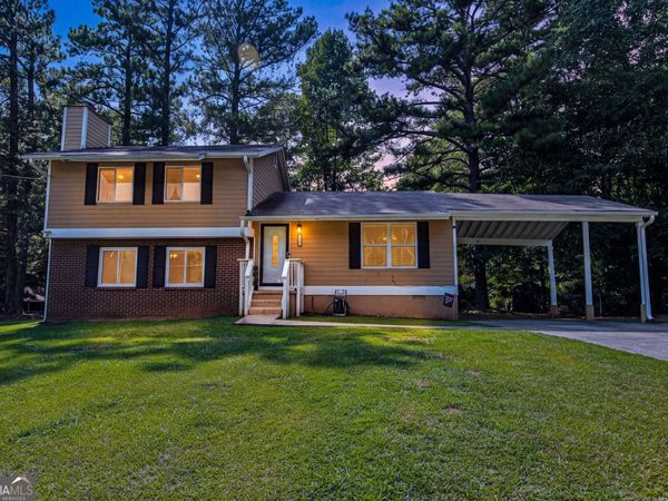 9256 Raven Drive, Jonesboro, GA 30238