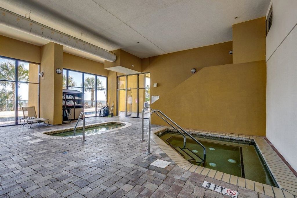 2600 N Ocean Blvd.  Photo 29