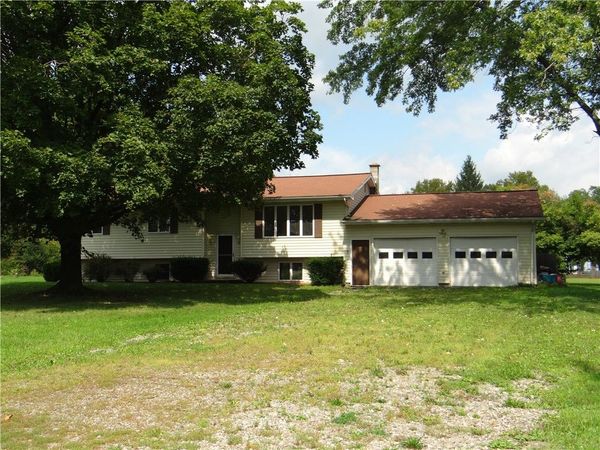 15 Deerfield Drive , Big Flats, NY 14814