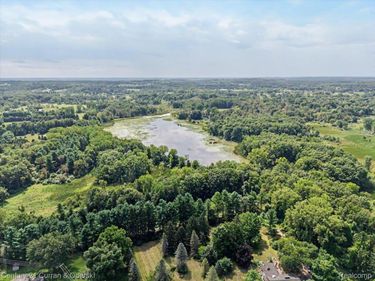 600 Adrian Street , Manchester Township, Mi 48158
