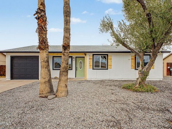 3226 W LIBBY Street, Phoenix, AZ 85053