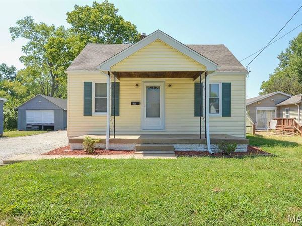 1621 Schobert Drive , Swansea, IL 62226