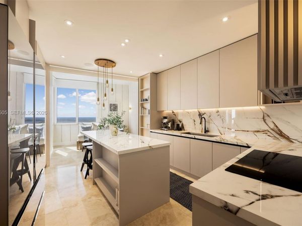 901 Brickell Key Blvd, Unit 3708, Miami, FL 33131