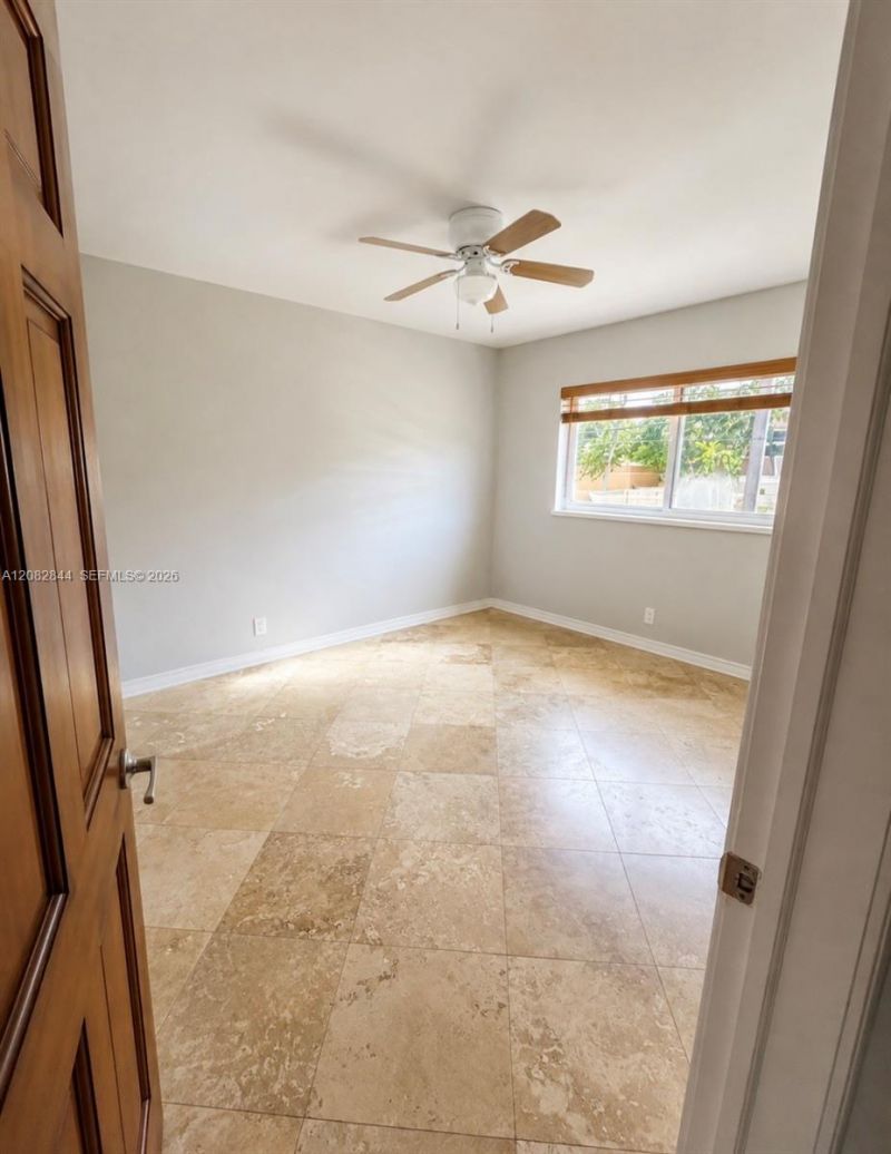 1000 SE 15th St, Unit 205, Fort Lauderdale, FL 33316 Photo
