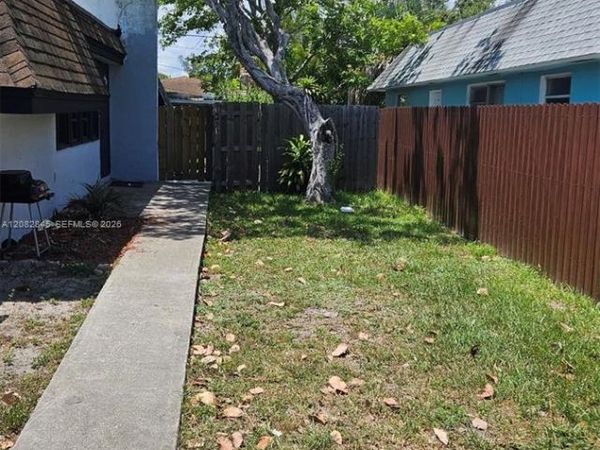 1311 NW 8th Ave , Unit 1311, Fort Lauderdale, FL 33311