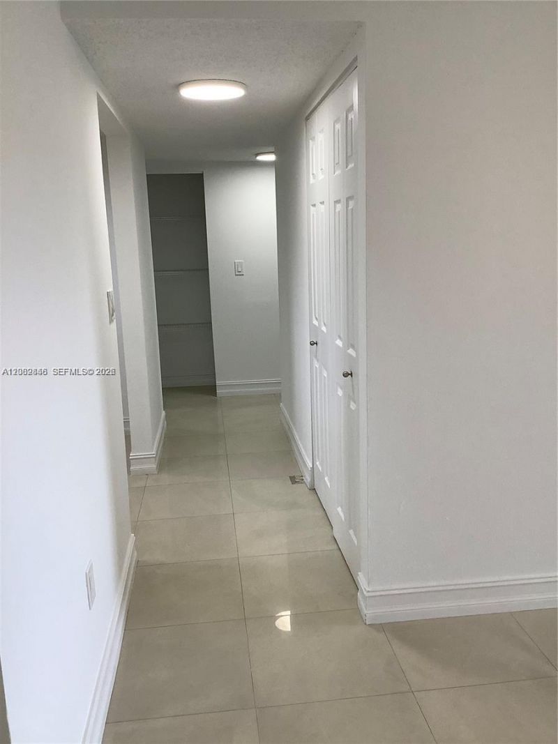 9359 Fontainebleau Blvd , Unit F307, Miami, FL 33172 Photo