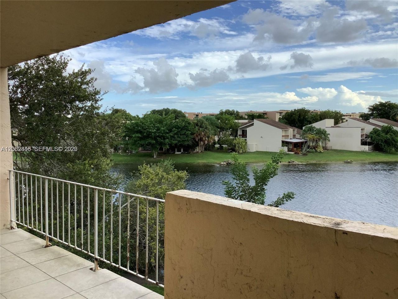 9359 Fontainebleau Blvd , Unit F307, Miami, FL 33172 Photo