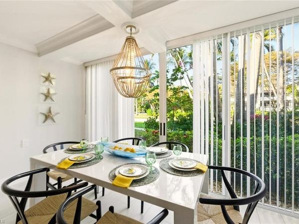 900 8th AVE S, Unit 103, NAPLES, FL 34102