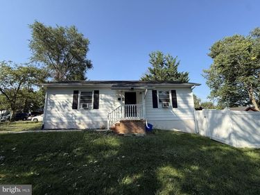 380 SHAWNEE AVENUE, WINCHESTER, VA 22601