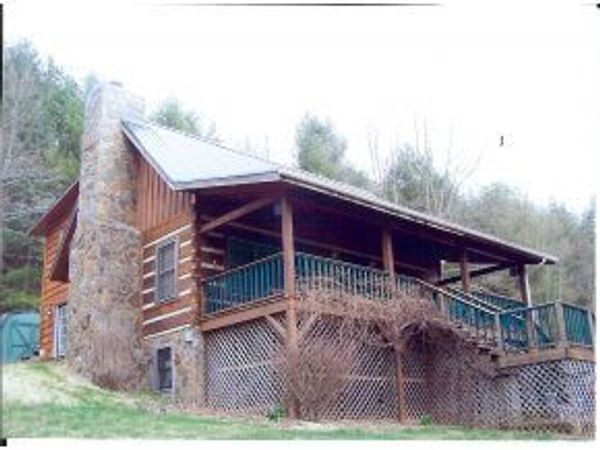 663 Noah Snyder Road, Mountain City, TN 37683