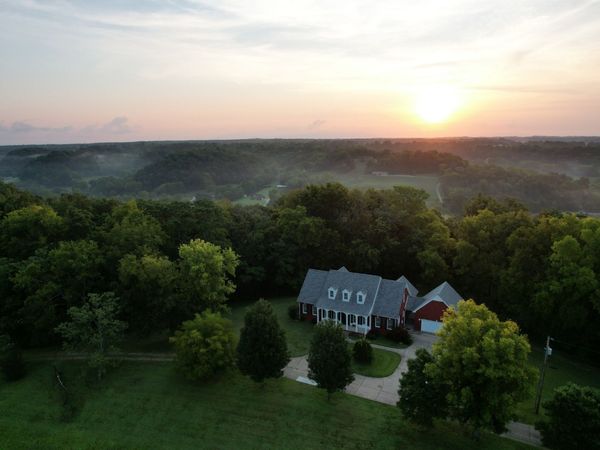 2852 New Highway 7 , Santa Fe, TN 38482