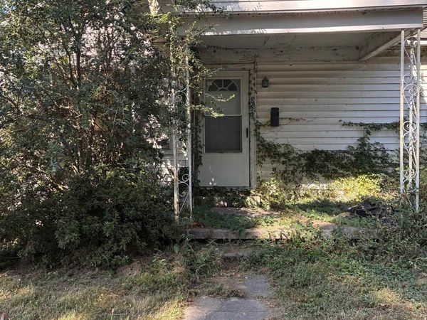 859 S Thornton Avenue , Piggott, AR 72454