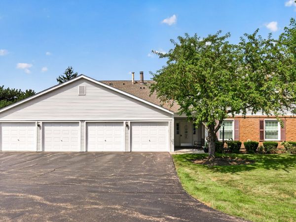 665 Thorntree Court , Unit A-1, Bartlett, IL 60103