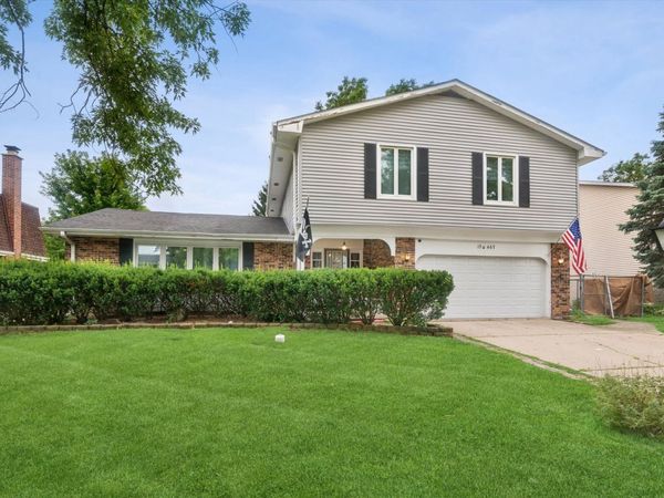 17W467 Portsmouth Drive , Darien, IL 60561