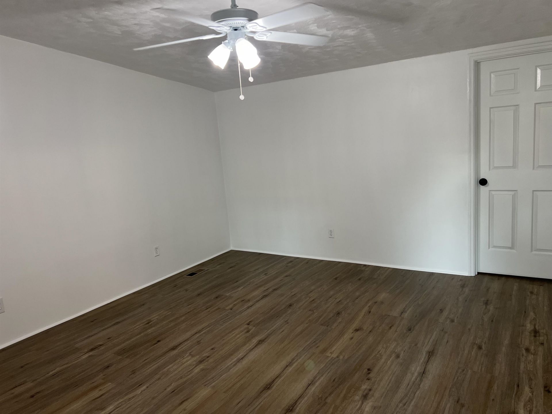 2712 Aquarius Dr.  Photo 6