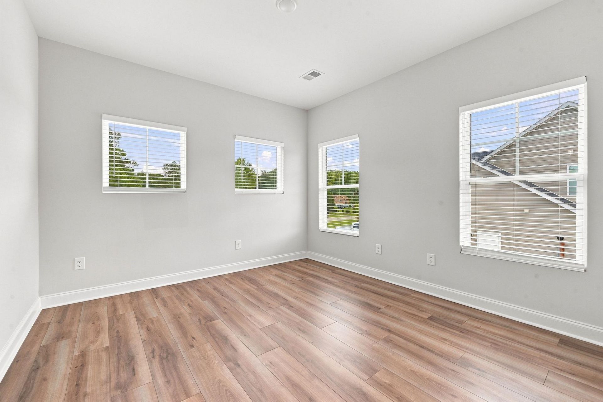 2550 Dogwood Rd.  Photo 25