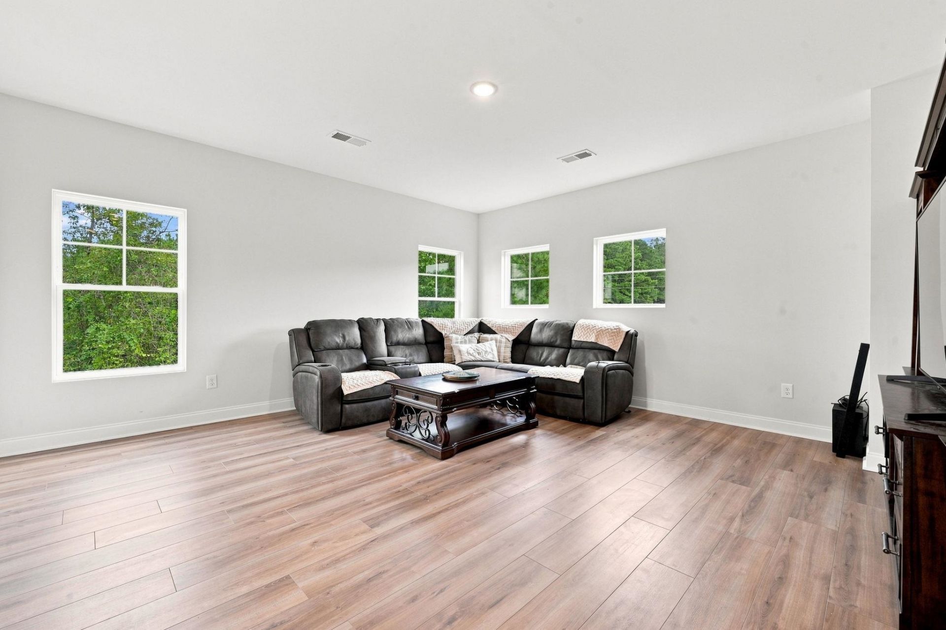 2550 Dogwood Rd.  Photo 29