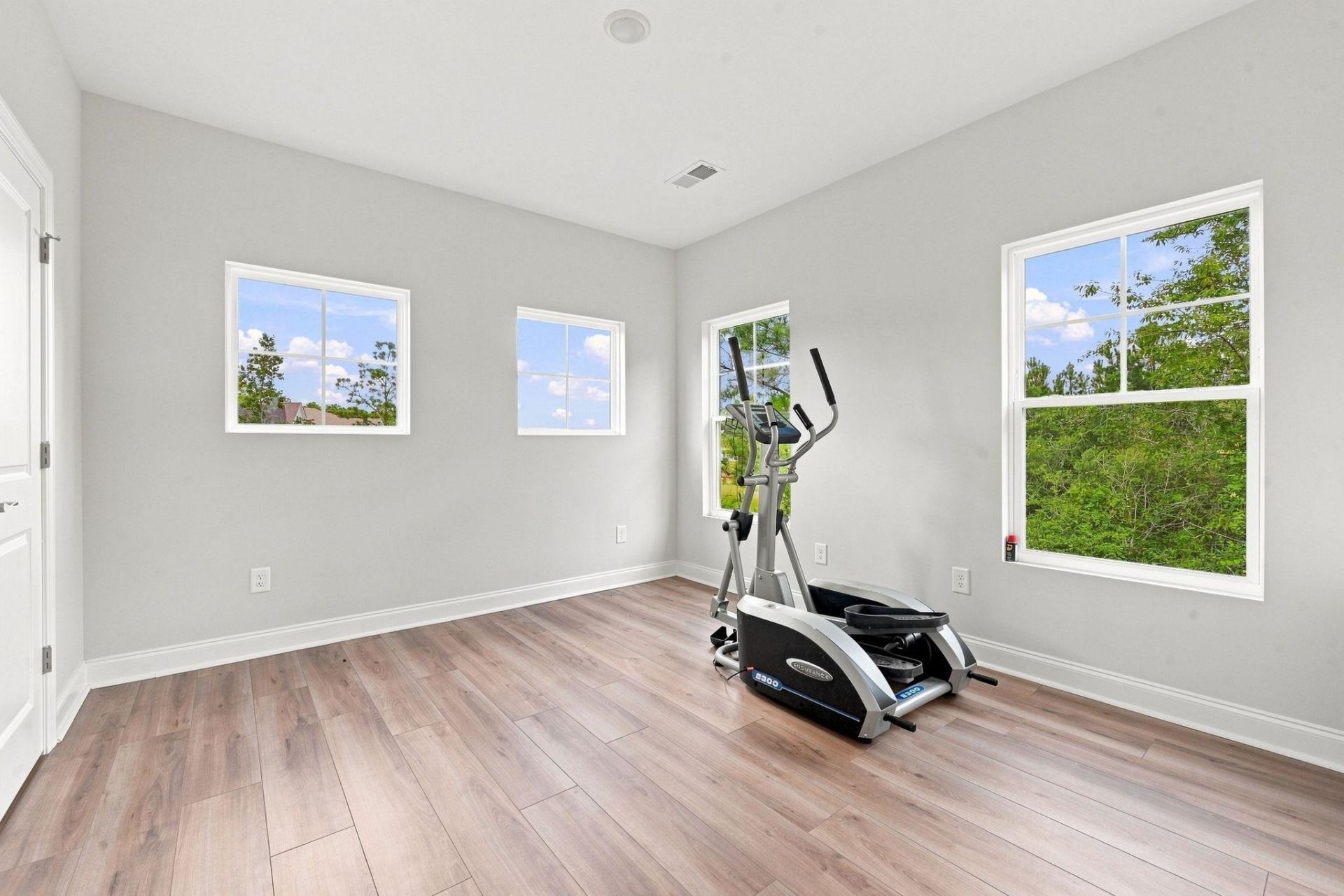 2550 Dogwood Rd.  Photo 32
