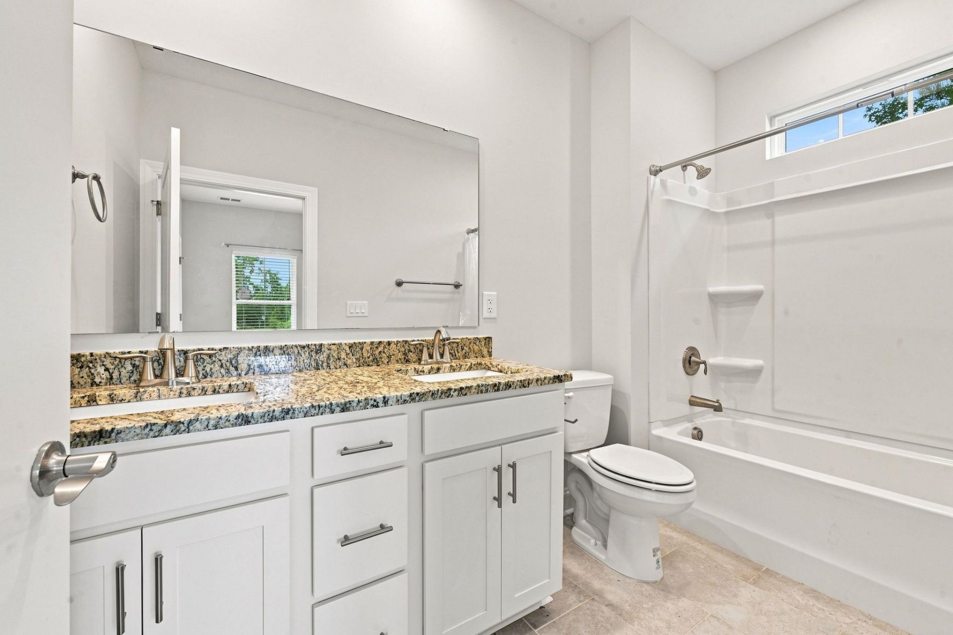 2550 Dogwood Rd.  Photo 8