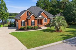 405 N Woodlake Drive photo 4
