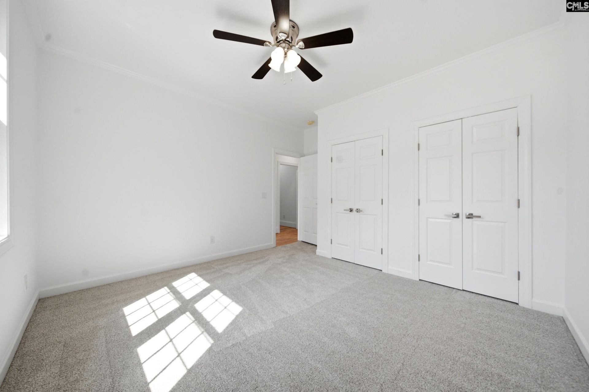 405 N Woodlake Drive  Photo 22