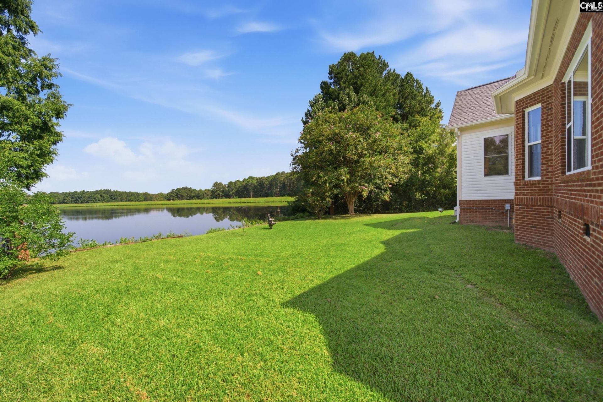 405 N Woodlake Drive Photo 45