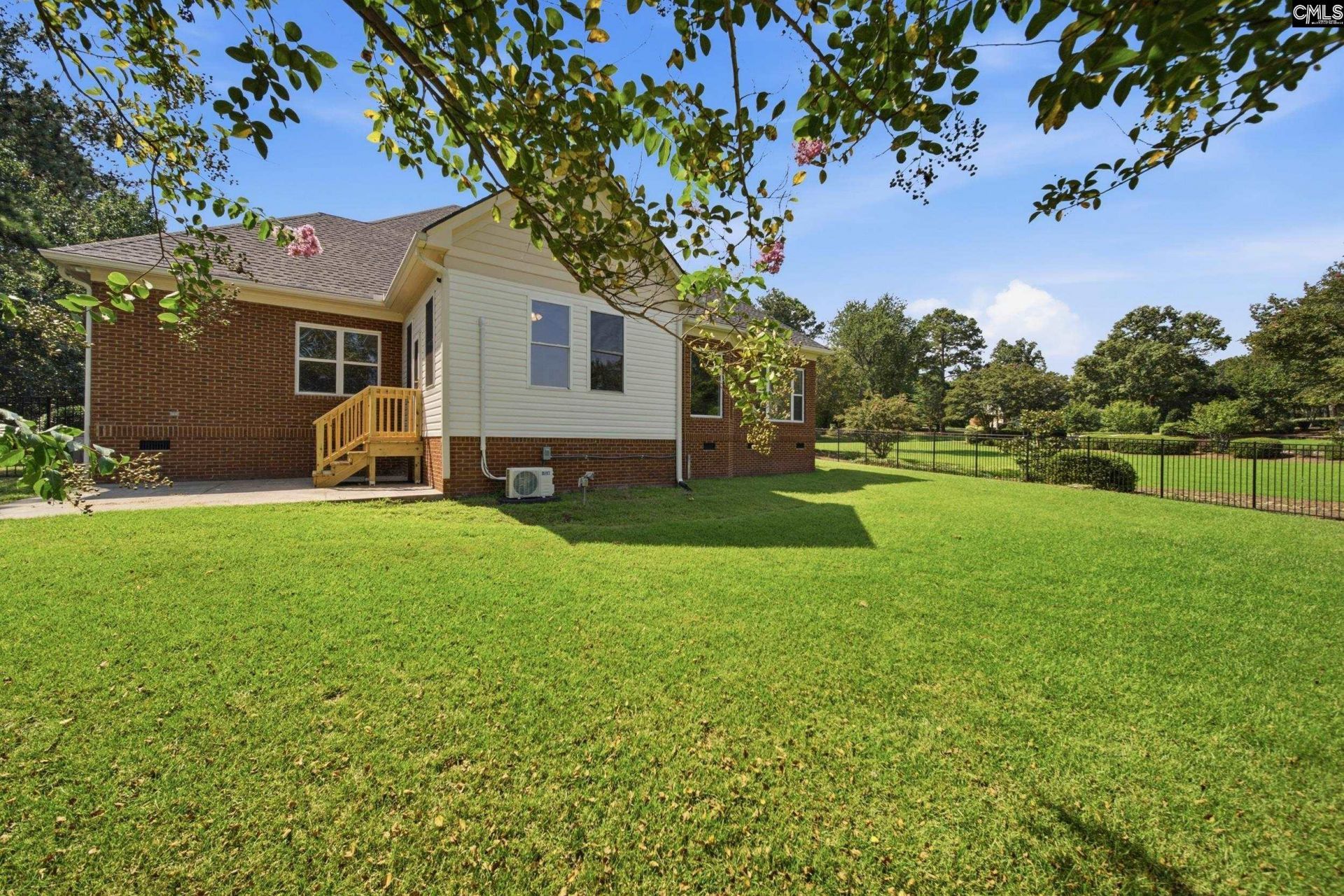 405 N Woodlake Drive Photo 49