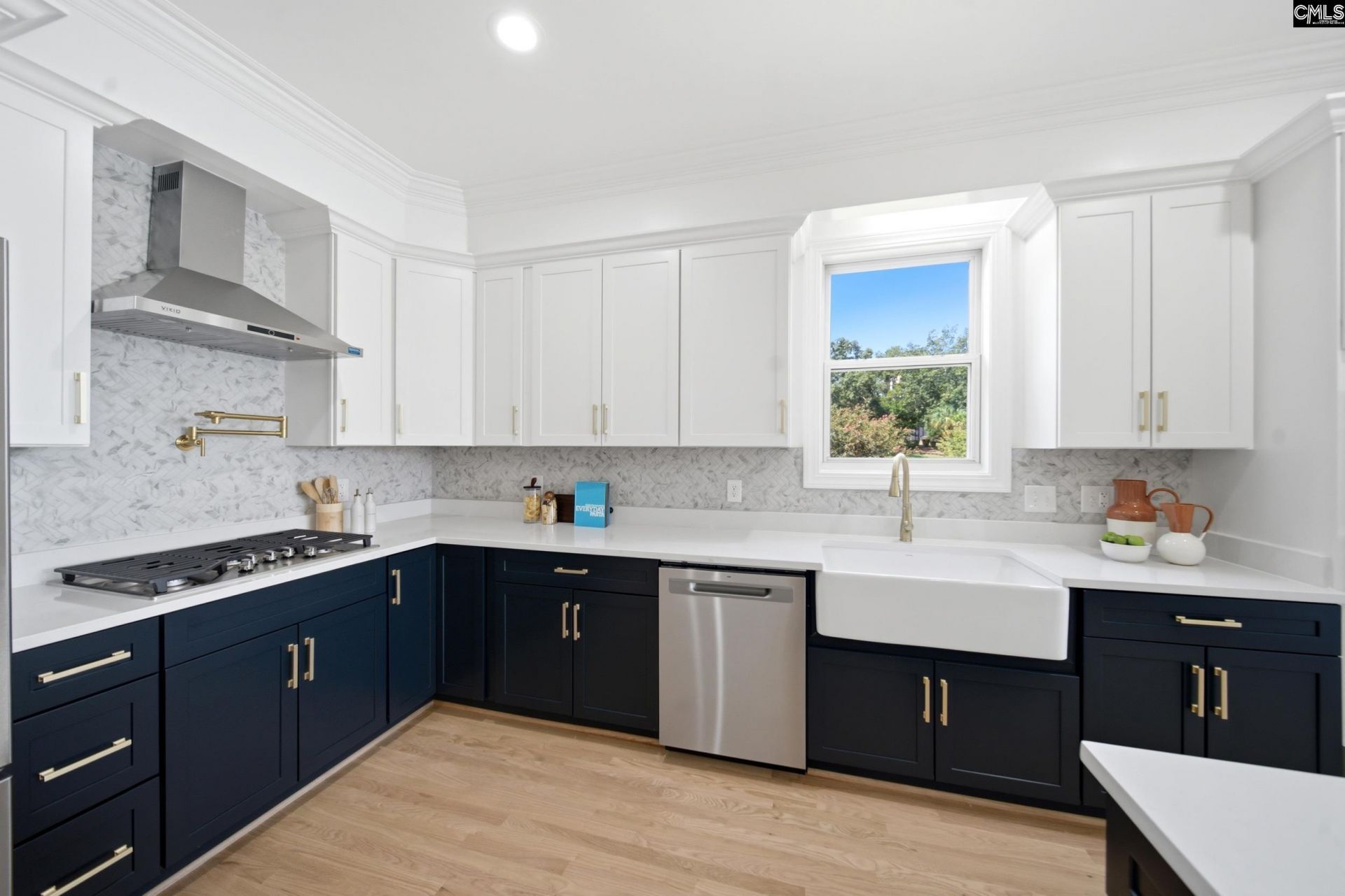 405 N Woodlake Drive  Photo 5