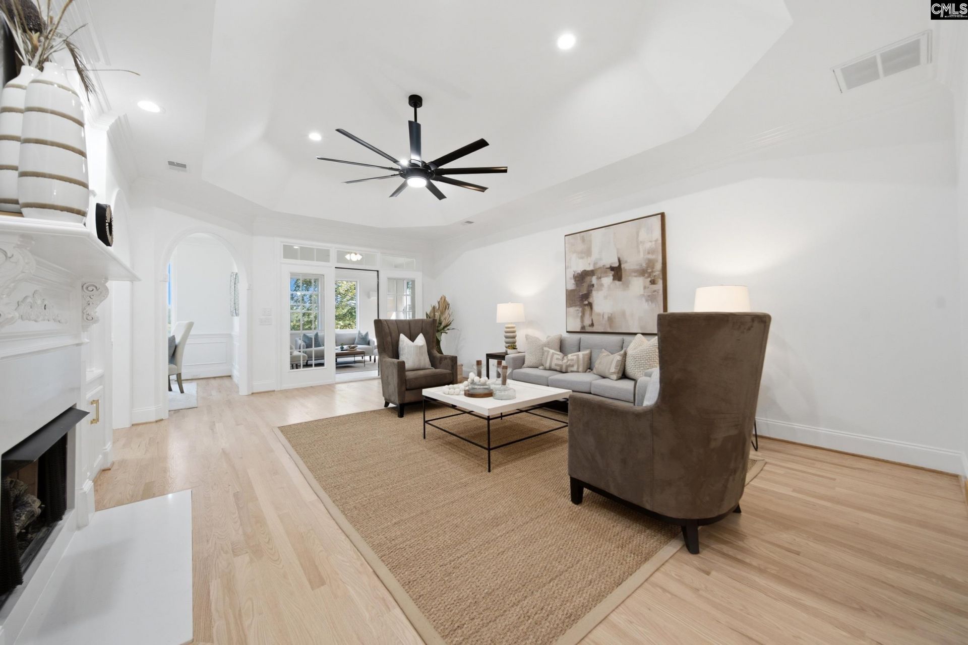 405 N Woodlake Drive  Photo 8