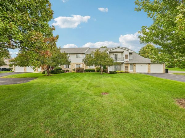 1047 Prairie Dr, Unit 202, Mount Pleasant, WI 53406