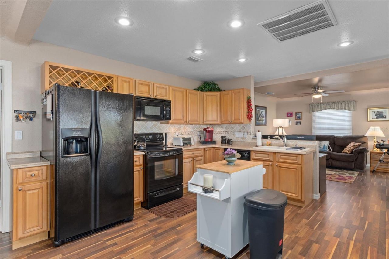 6185 W Riverbend Road, Dunnellon, FL 34433 Photo