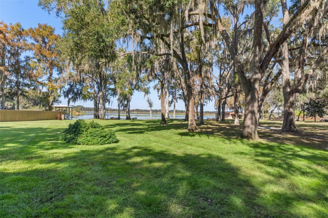 6185 W Riverbend Road, Dunnellon, FL 34433 Photo