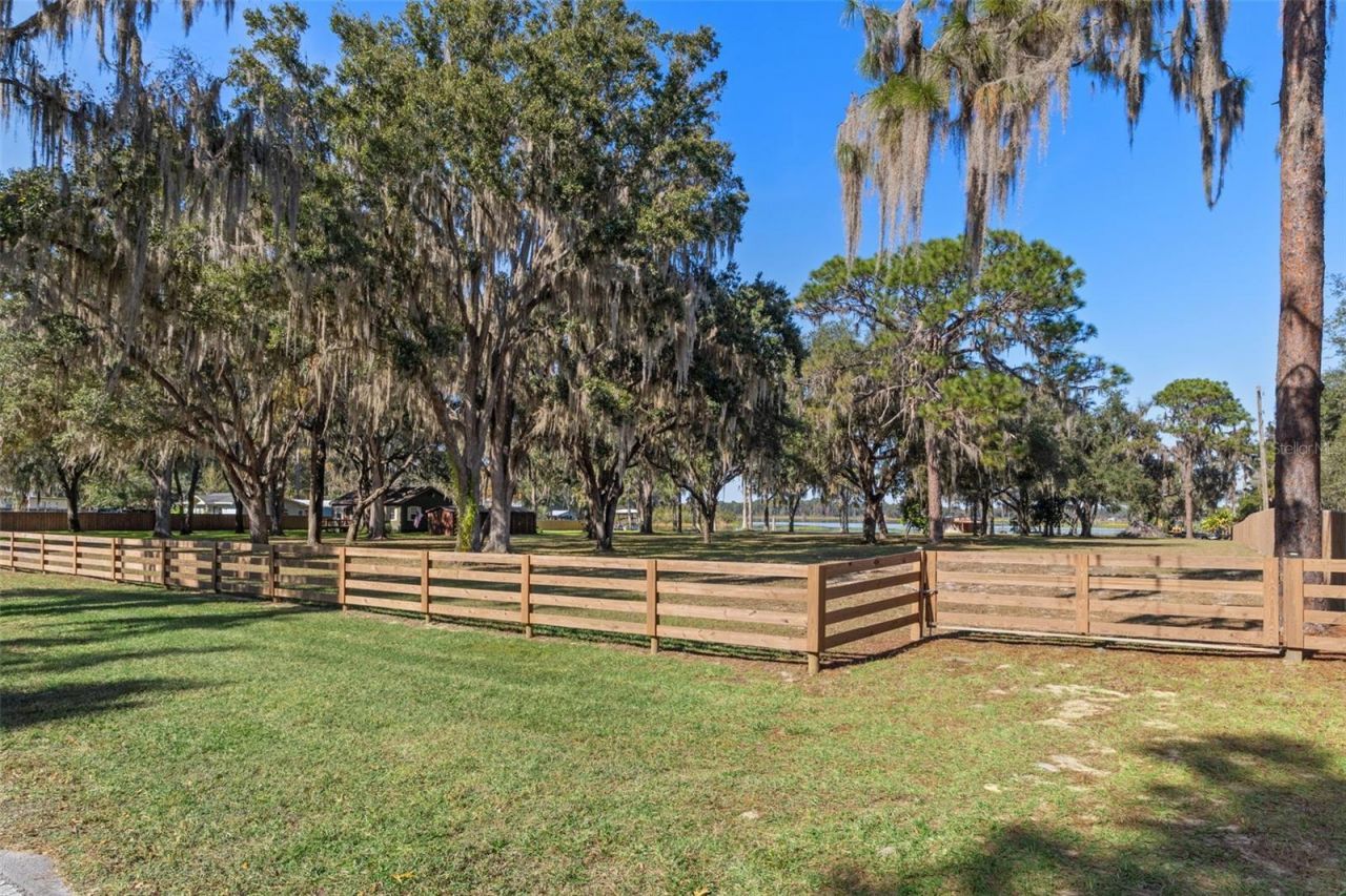 6185 W Riverbend Road, Dunnellon, FL 34433 Photo